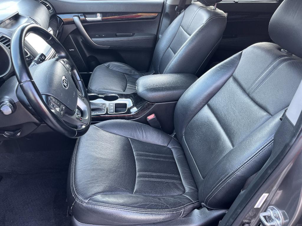 used 2015 Kia Sorento car, priced at $6,526