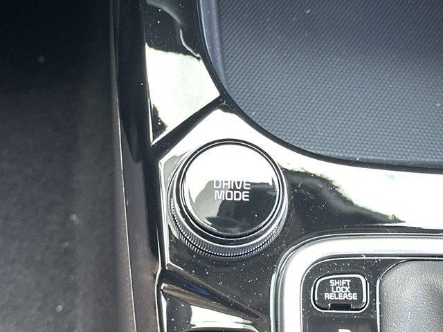 new 2025 Kia Seltos car, priced at $26,206