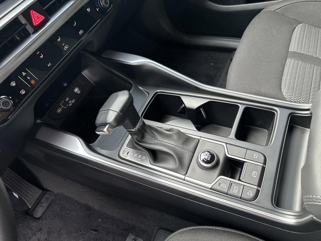 new 2025 Kia Sorento car, priced at $30,500