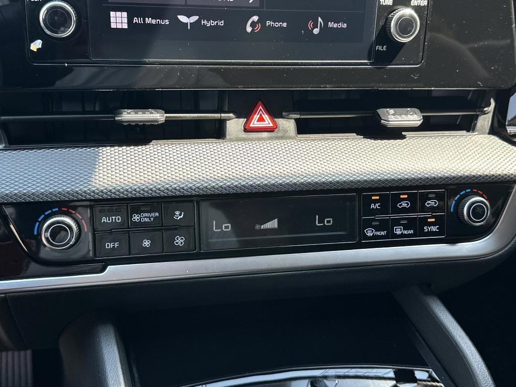 new 2025 Kia Sportage Hybrid car, priced at $27,500