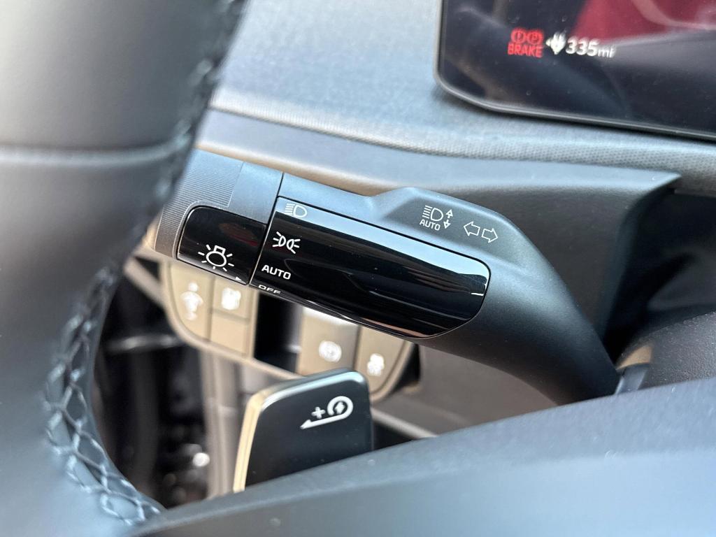 new 2025 Kia EV6 car, priced at $46,000