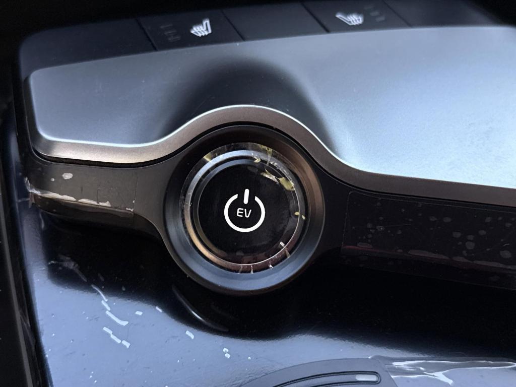 new 2025 Kia EV6 car, priced at $46,000