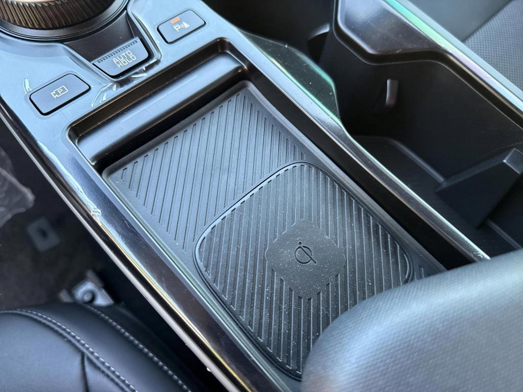 new 2025 Kia EV6 car, priced at $46,000