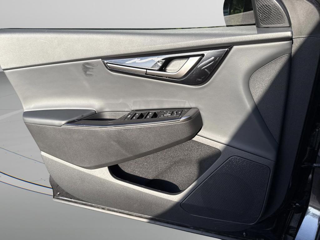 new 2025 Kia EV6 car, priced at $46,000