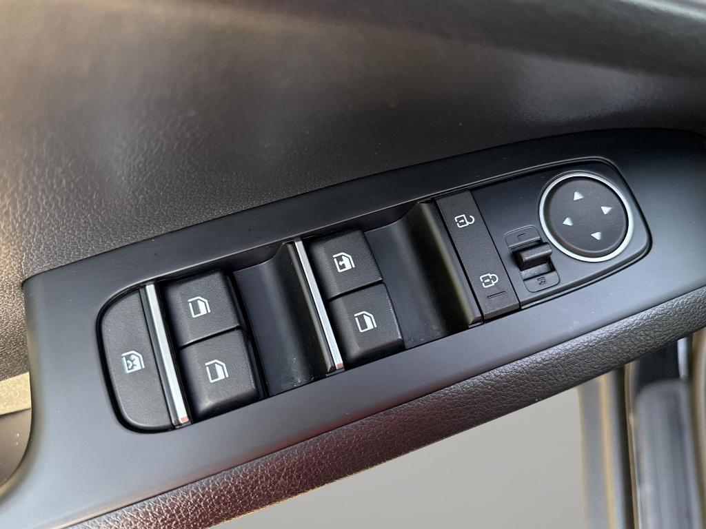 used 2024 Kia Soul car, priced at $21,570
