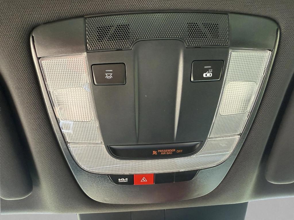 new 2025 Kia K5 car, priced at $30,253