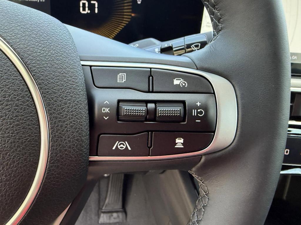 new 2025 Kia K5 car, priced at $30,253