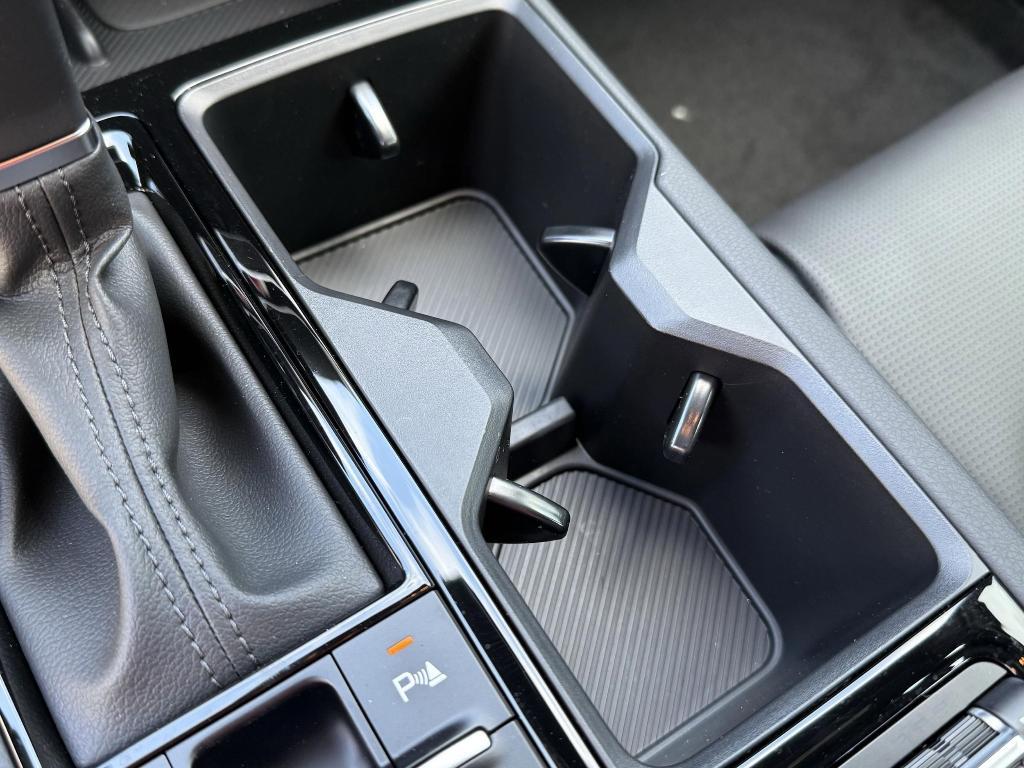 new 2025 Kia K5 car, priced at $30,253