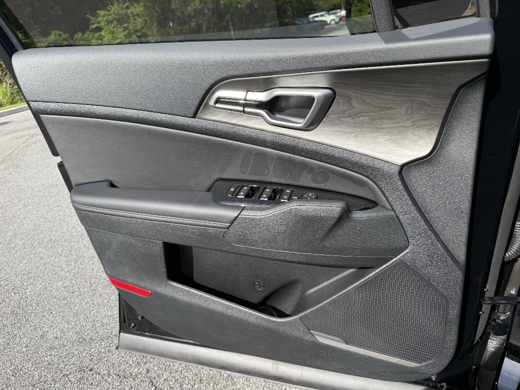 new 2025 Kia Sportage car, priced at $34,409