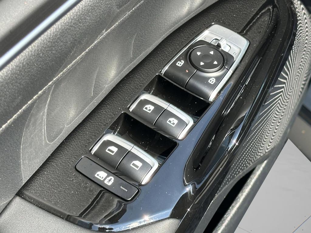 new 2025 Kia K5 car, priced at $28,000