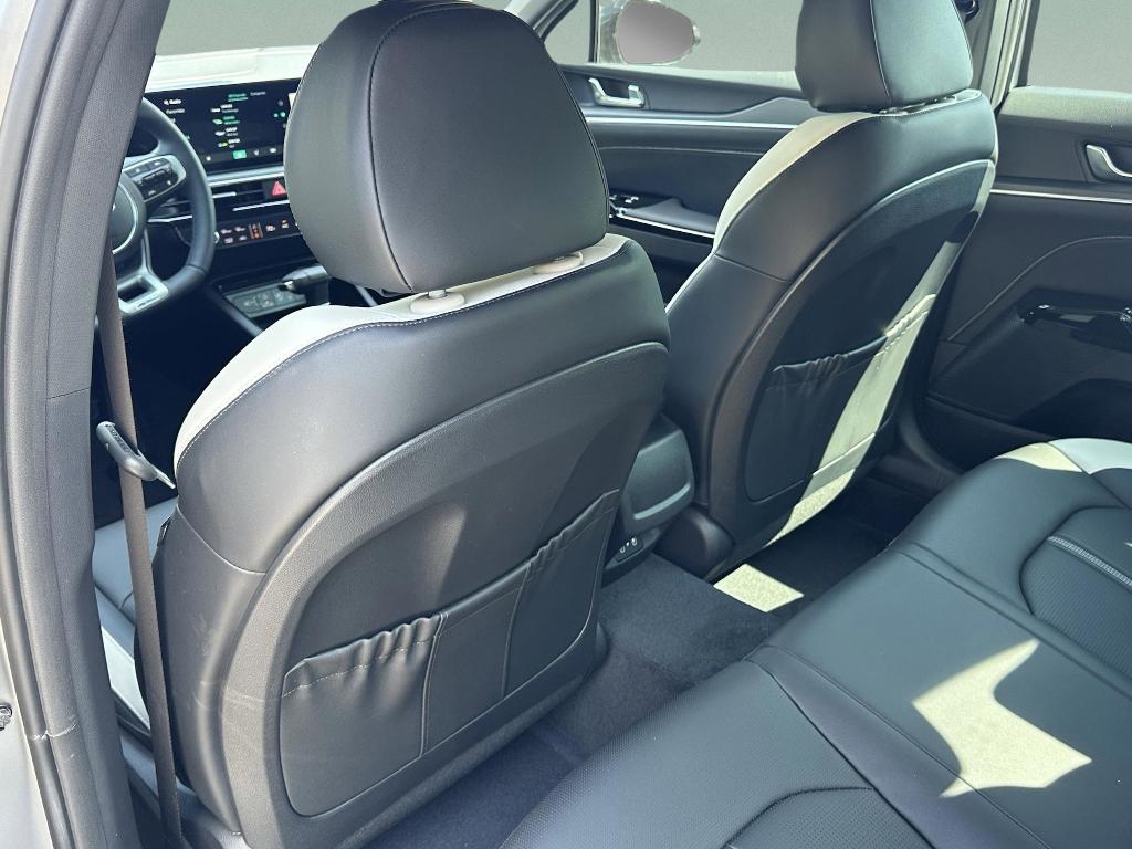 new 2025 Kia K5 car, priced at $28,000
