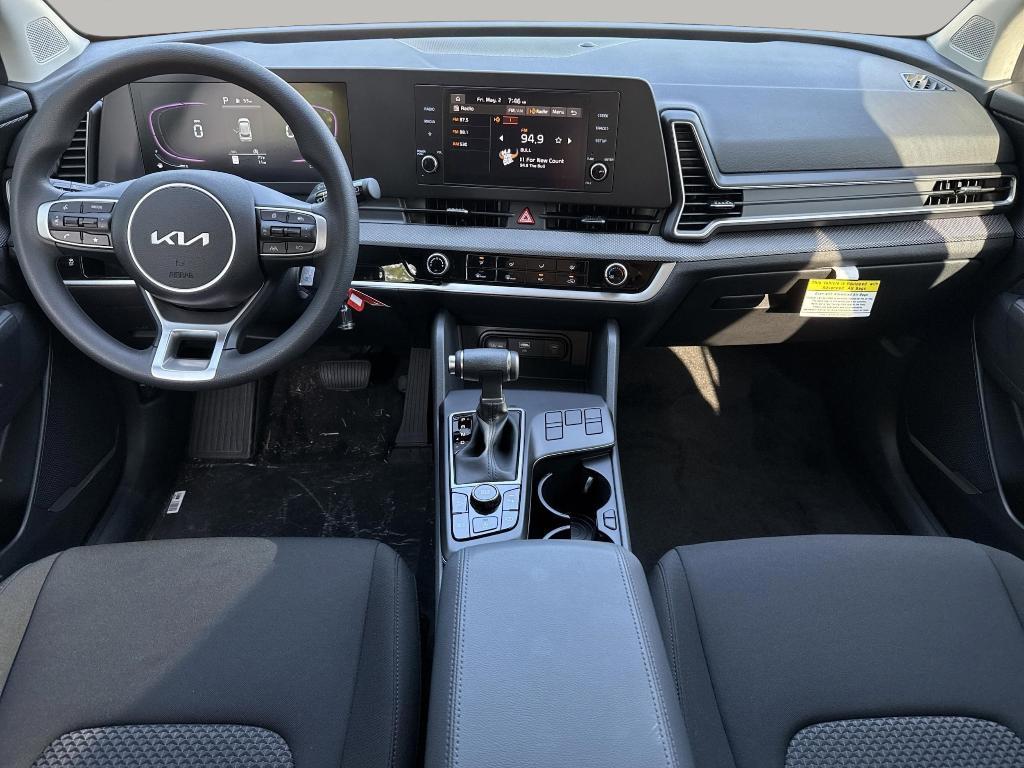 new 2025 Kia Sportage car, priced at $27,512