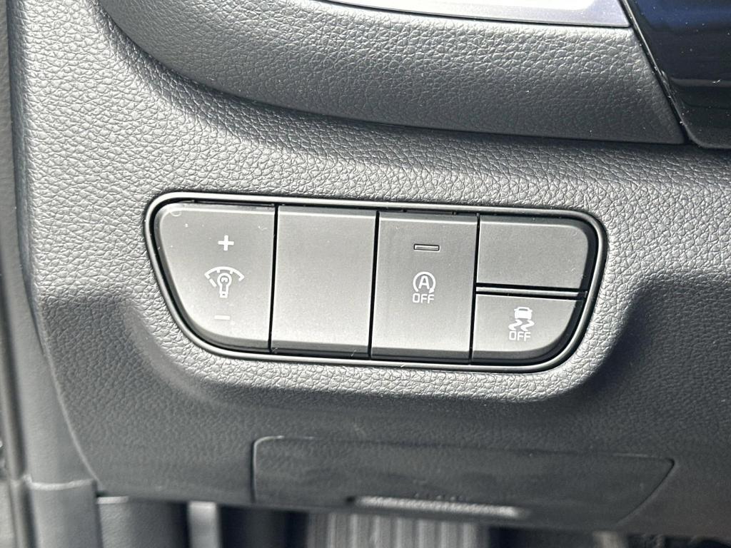 new 2025 Kia Seltos car, priced at $25,926