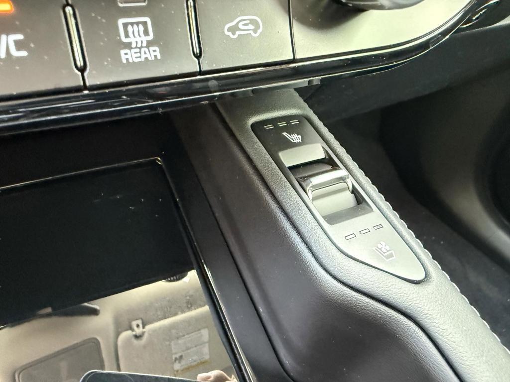 new 2025 Kia Telluride car, priced at $42,304