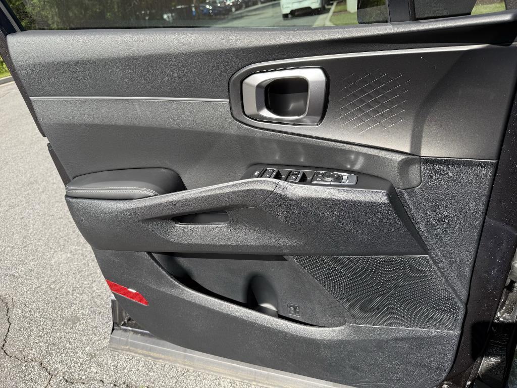 new 2025 Kia Sorento car, priced at $32,243