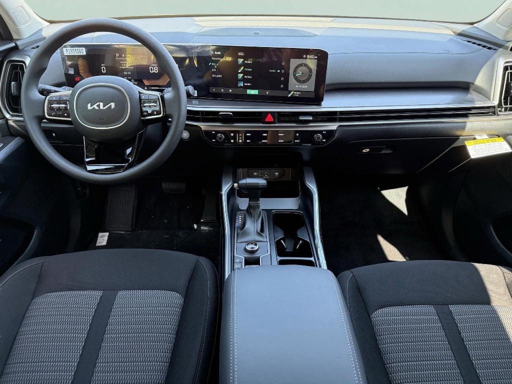 new 2025 Kia Sorento car, priced at $32,243