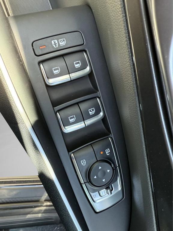 new 2025 Kia Sorento car, priced at $32,243