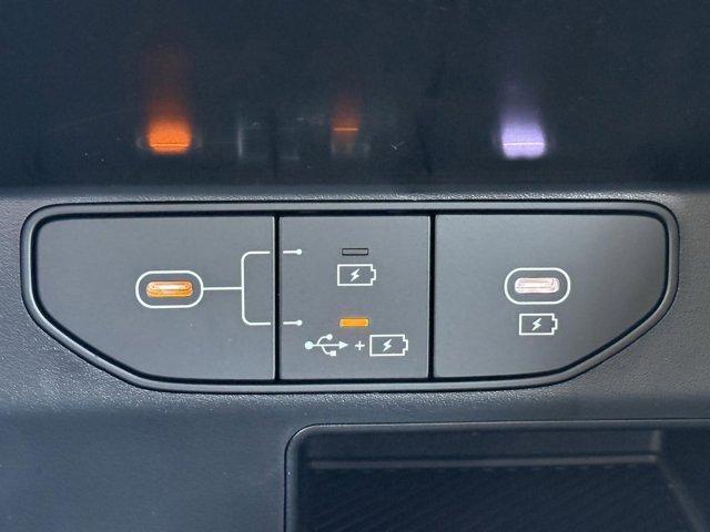 new 2025 Kia Sorento car, priced at $32,243