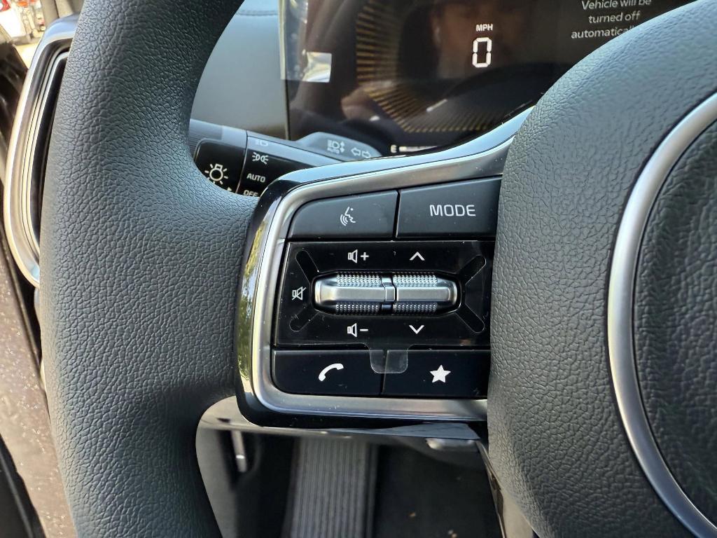 new 2025 Kia Sorento car, priced at $32,243