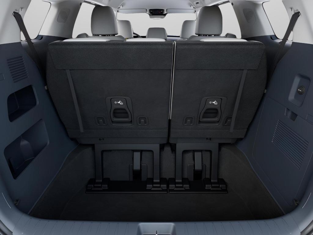 new 2025 Kia Carnival car, priced at $40,565