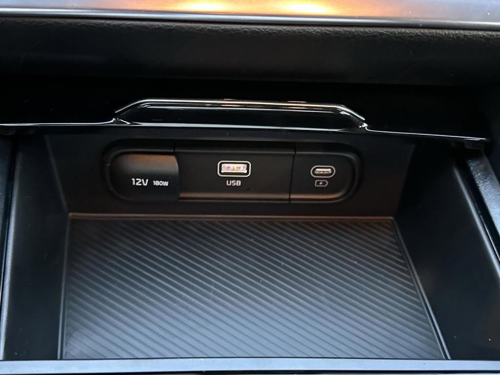 new 2025 Kia Sportage Hybrid car, priced at $30,500