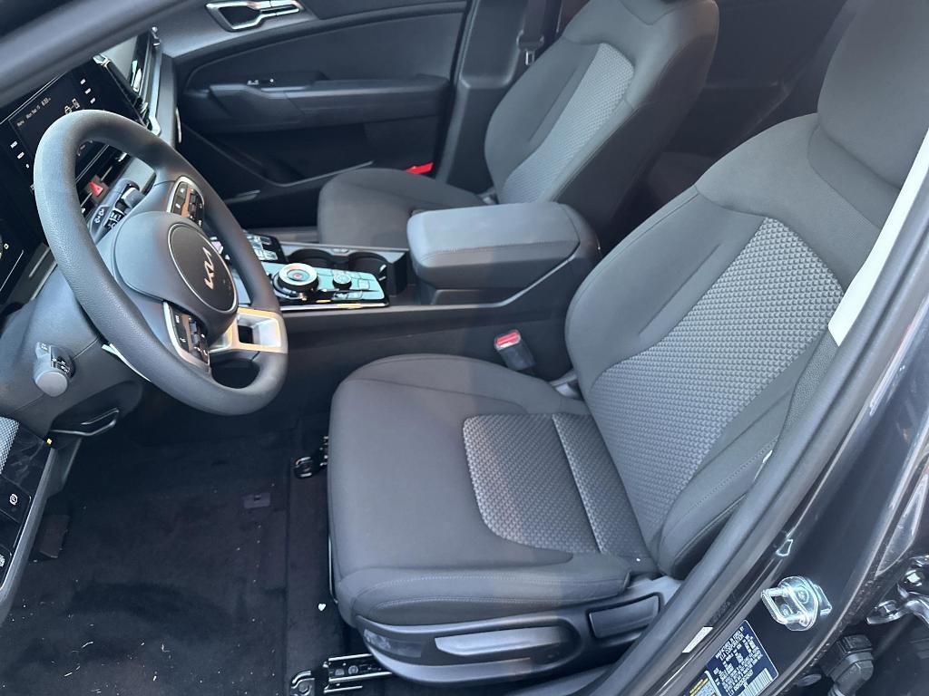 new 2025 Kia Sportage Hybrid car, priced at $30,500