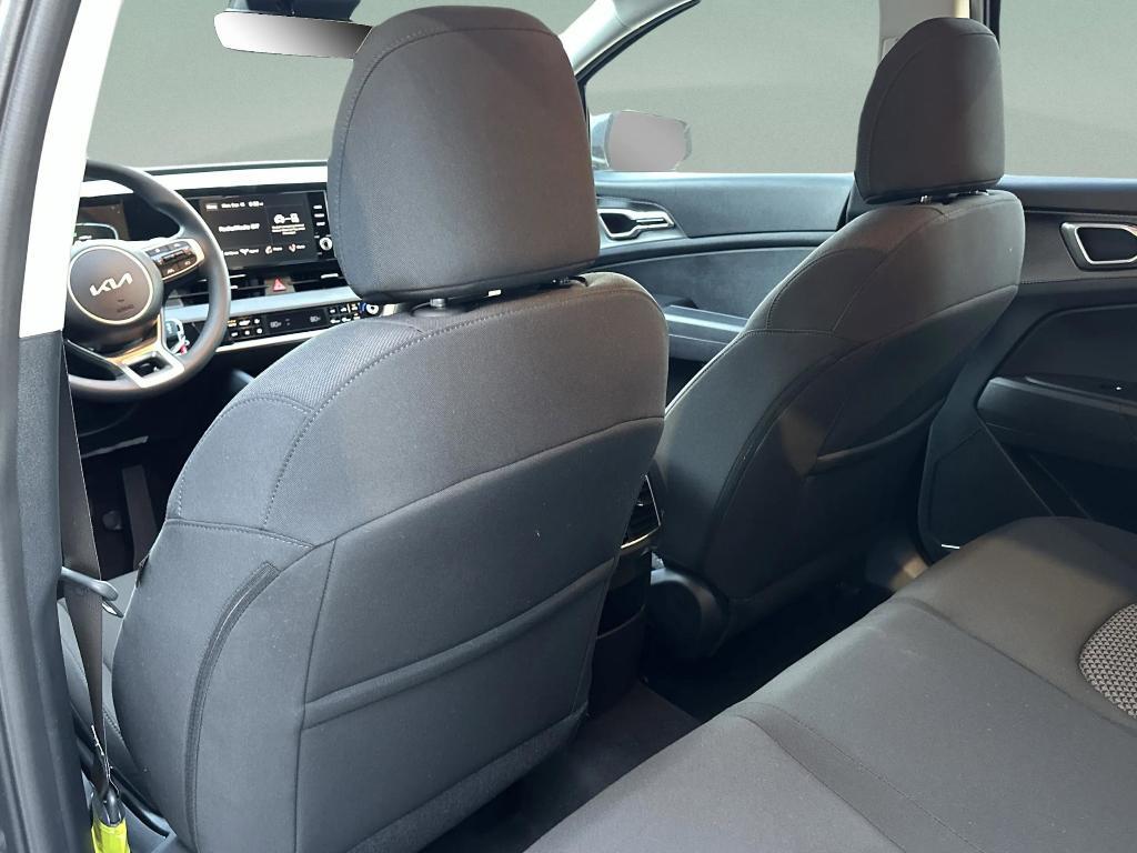 new 2025 Kia Sportage Hybrid car, priced at $30,500