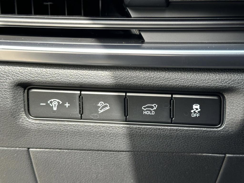 new 2025 Kia Telluride car, priced at $45,000