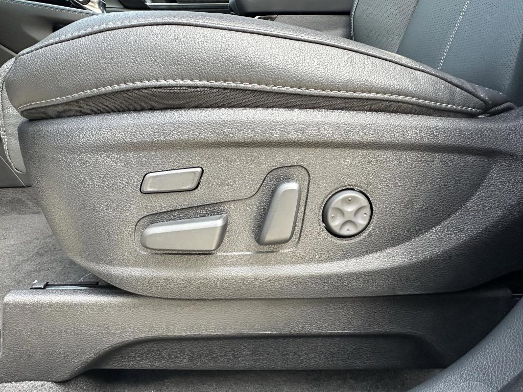 new 2025 Kia Telluride car, priced at $45,000