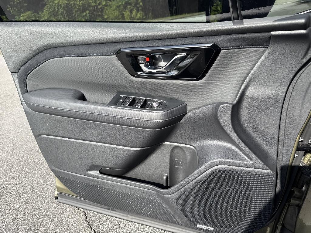 used 2025 Subaru Forester car, priced at $37,514