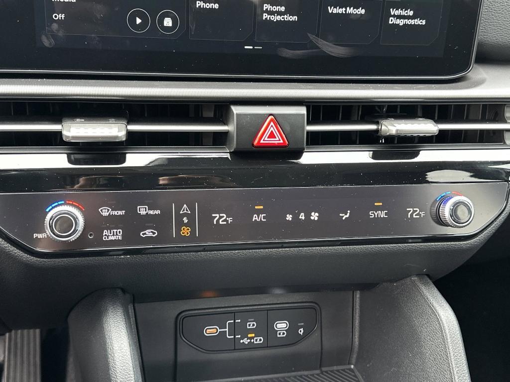 new 2026 Kia Sportage car, priced at $32,215