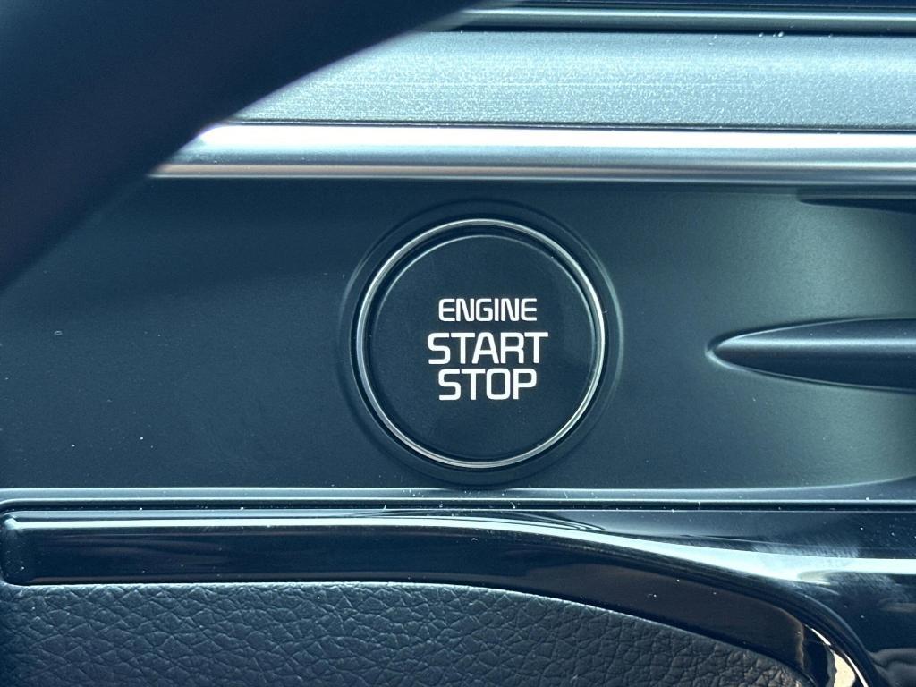 new 2025 Kia K5 car, priced at $30,253