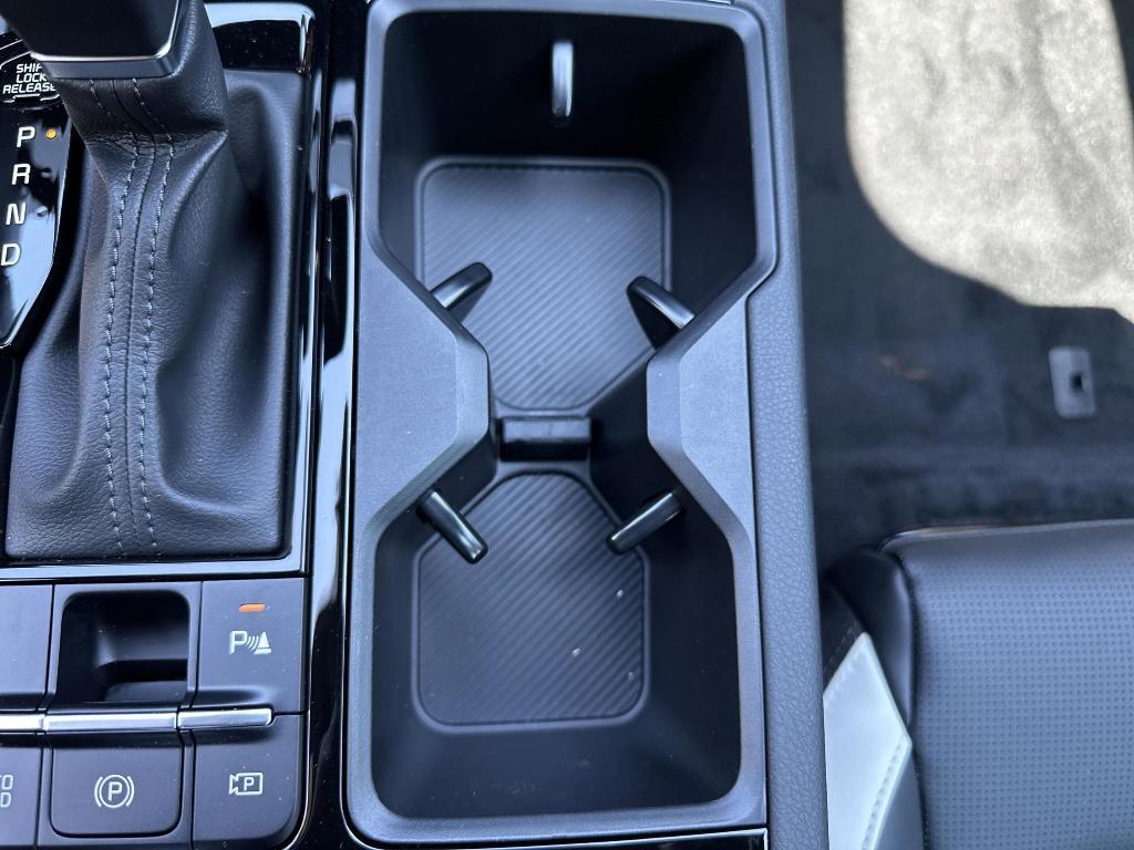 new 2025 Kia K5 car, priced at $30,253