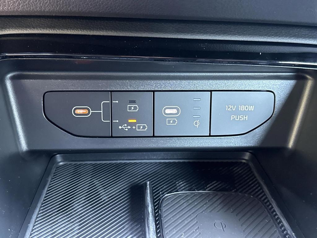 new 2025 Kia K5 car, priced at $30,253