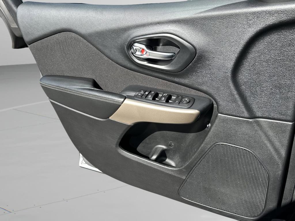 used 2017 Jeep Cherokee car, priced at $8,200