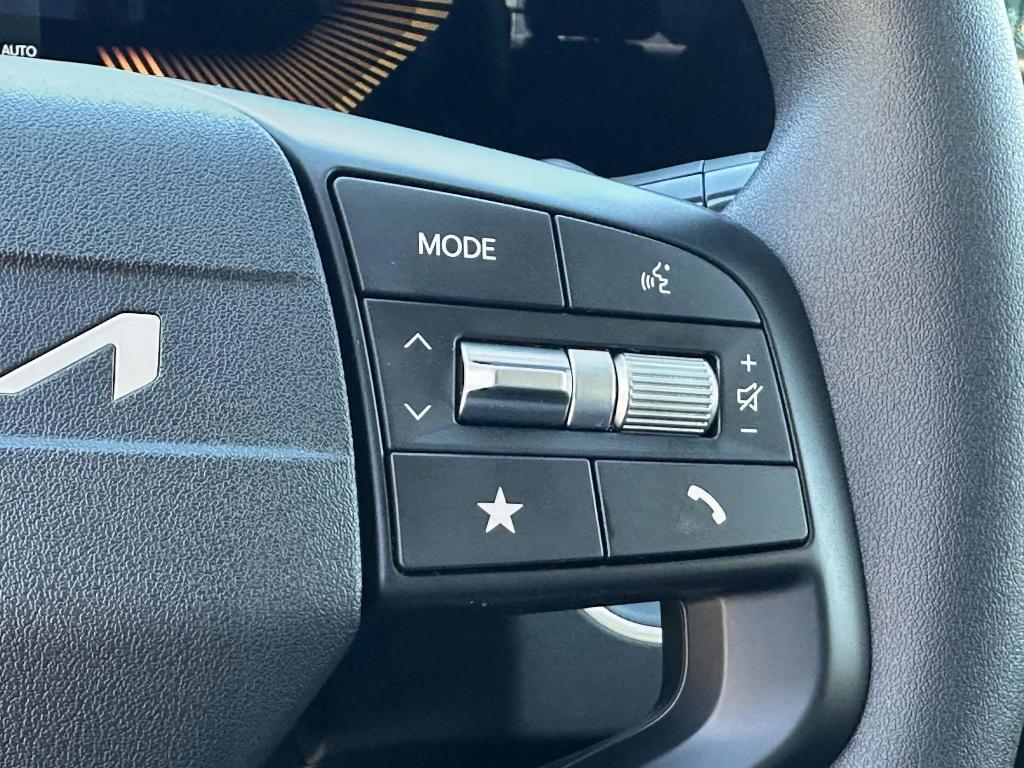 new 2025 Kia K4 car, priced at $23,156