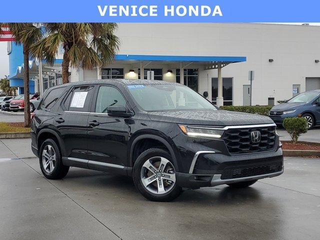 used 2023 Honda Pilot car, priced at $34,719