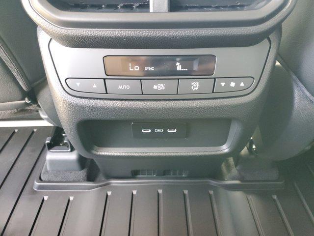 new 2025 Honda Pilot car, priced at $45,062
