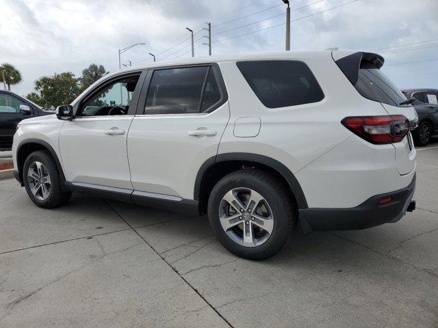 new 2025 Honda Pilot car, priced at $46,530