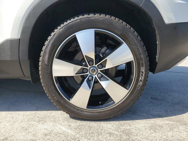 used 2019 Volvo XC40 car, priced at $21,940