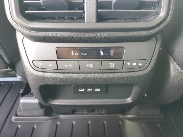 new 2025 Honda Pilot car, priced at $43,719