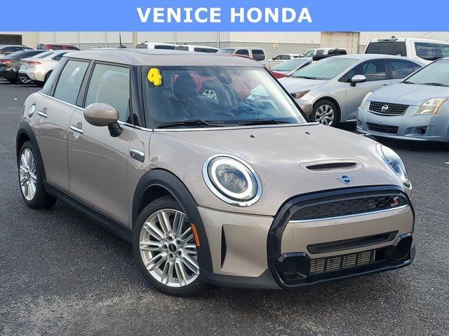 used 2024 MINI Hardtop car, priced at $26,429