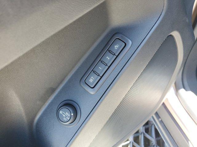 used 2019 Chevrolet Equinox car, priced at $18,999