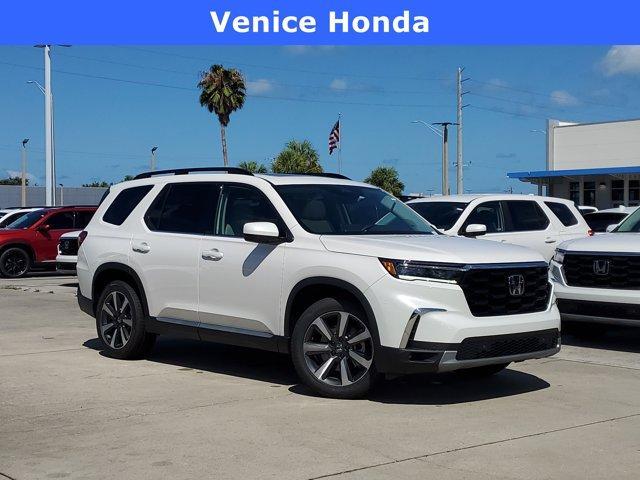 new 2025 Honda Pilot car, priced at $48,771