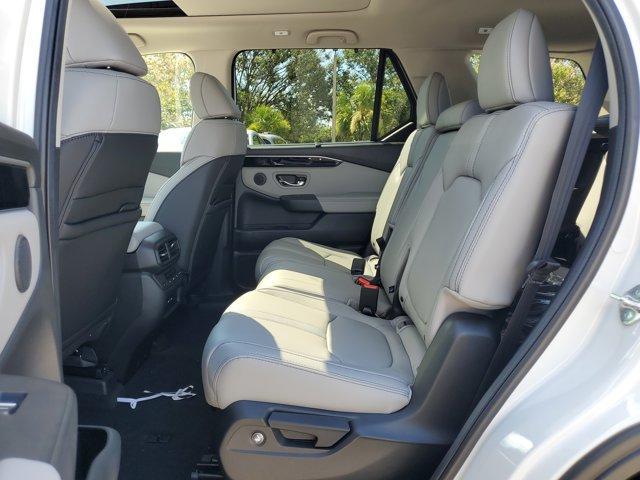 new 2025 Honda Pilot car, priced at $48,771