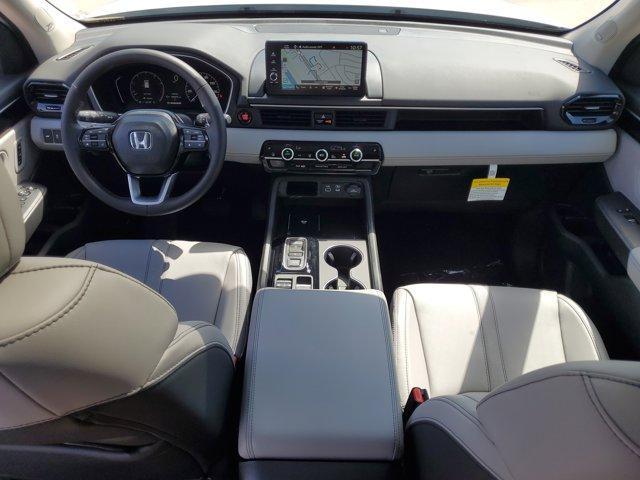 new 2025 Honda Pilot car, priced at $48,771