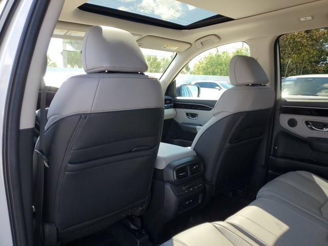 new 2025 Honda Pilot car, priced at $48,771