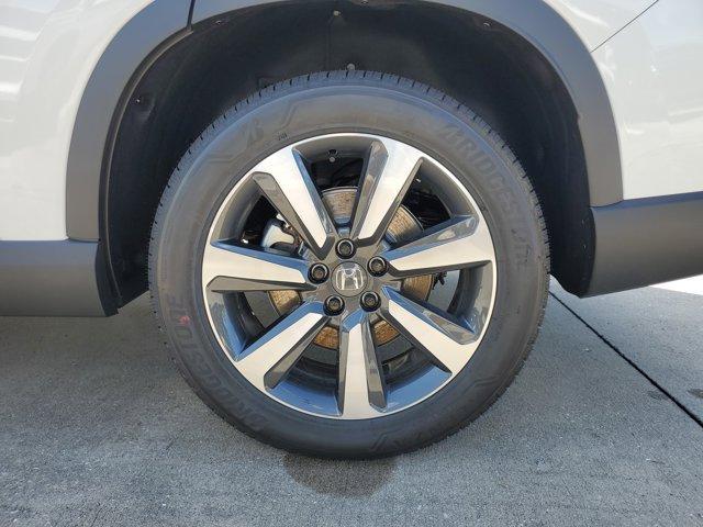 new 2025 Honda Pilot car, priced at $48,771