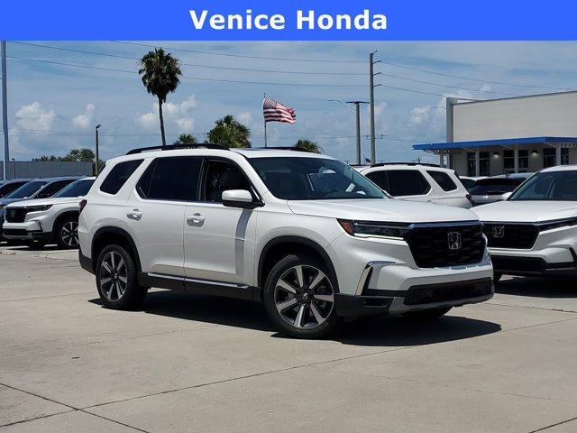 new 2025 Honda Pilot car, priced at $48,771