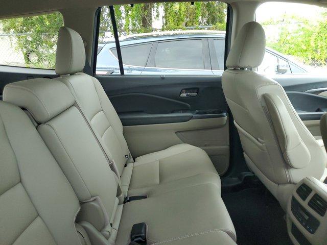 used 2022 Honda Pilot car, priced at $27,932
